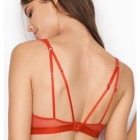 32C•Victoria’s Secret Red lace crochet High Neck Halter Bra - Picture 6 of 8